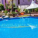 Aparthotel Monte Carlo